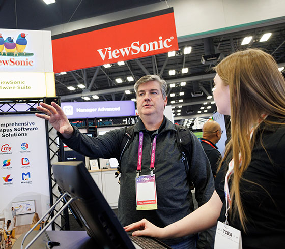 TCEA 2026 – Visiting with a Sponsor